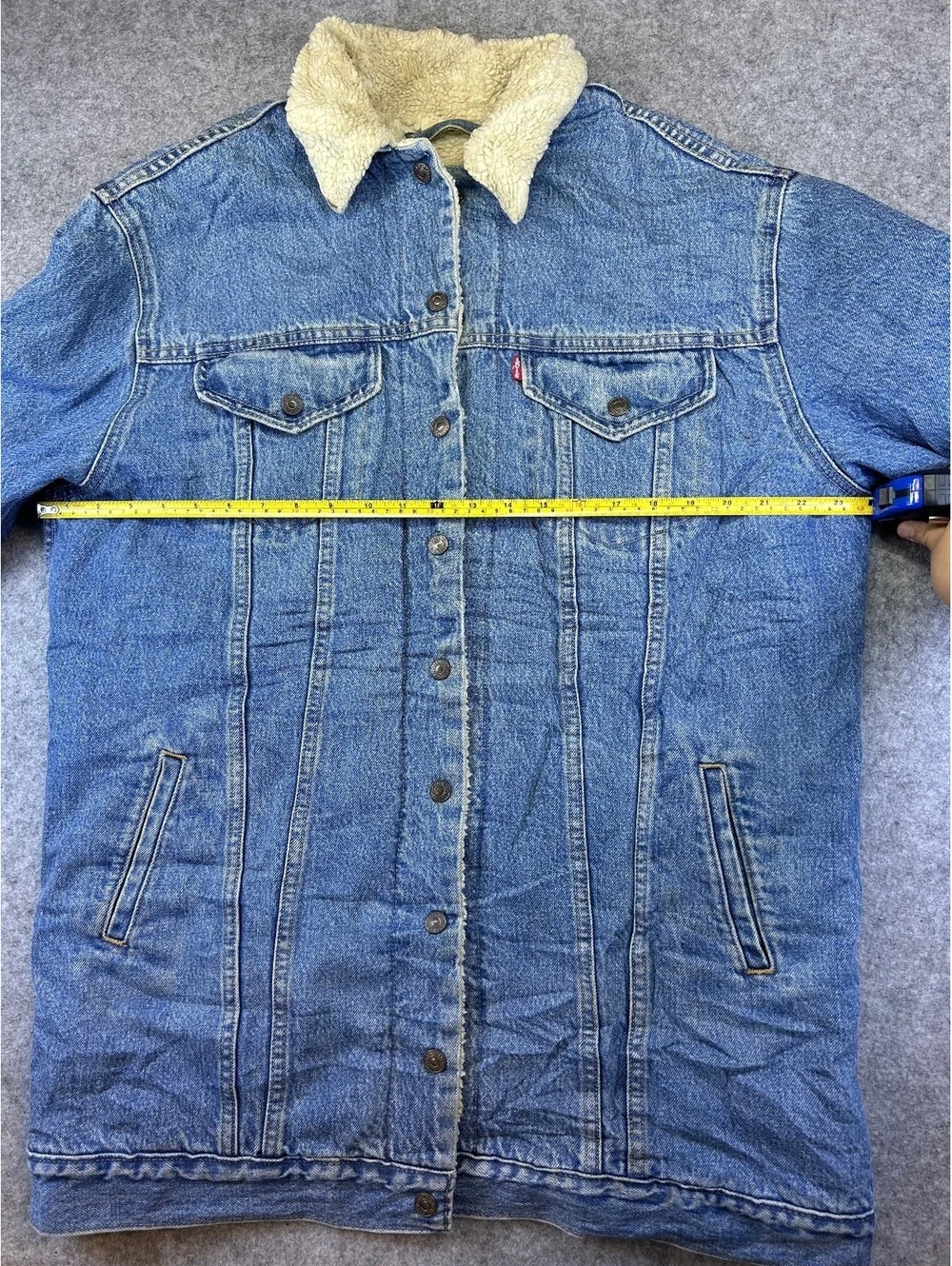 Levi's Sherpa Lined Denim Jacket Sz M Chore Coat Barn Outdoor Western Work Light